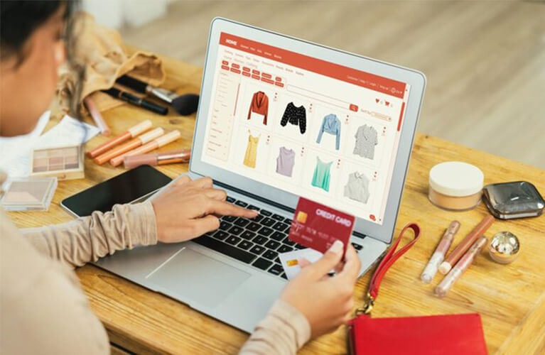 E_Commerce_Website